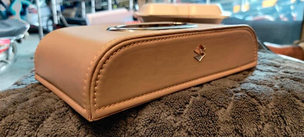 Suzuki Logo PU Leather Tissue Box for Cars