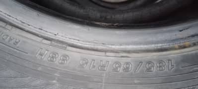 YOKOHAM 4 USED BEST CONDITION  TYRE 185_65_15