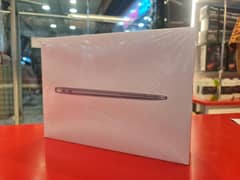 Apple Mabook Air M1 8GB|256GB  (just box opened ior airport)
