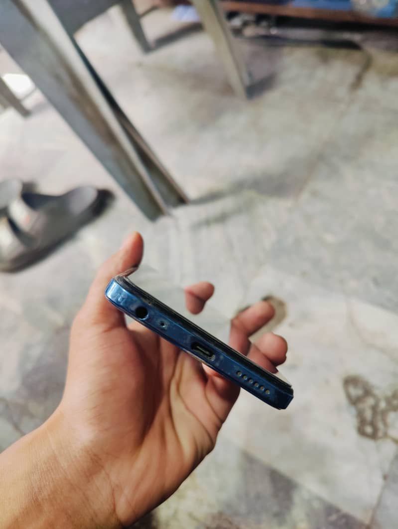 Tecno spark 10c 4/128 2