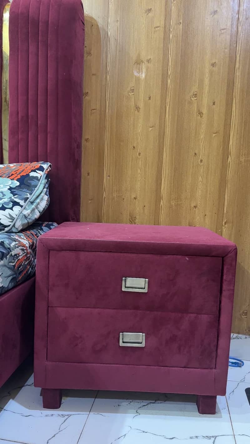 Bed set with dressing table and side tables with curtains 03218482047 1