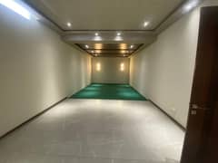 Town House For Sale In Dha Phase-8