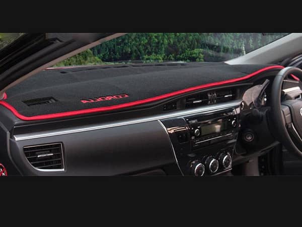 Toyota Corolla 2014-2016 Black Red Dashboard Mat