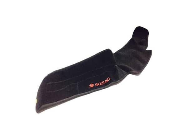 Suzuki Mehran Black Red Dashboard Mat