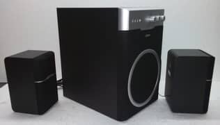 Edifier R401 2.1 Speakers - Excellent Condition 10/10