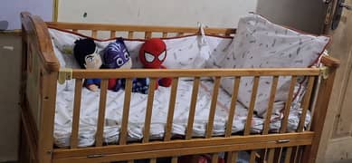 Cot also had swing