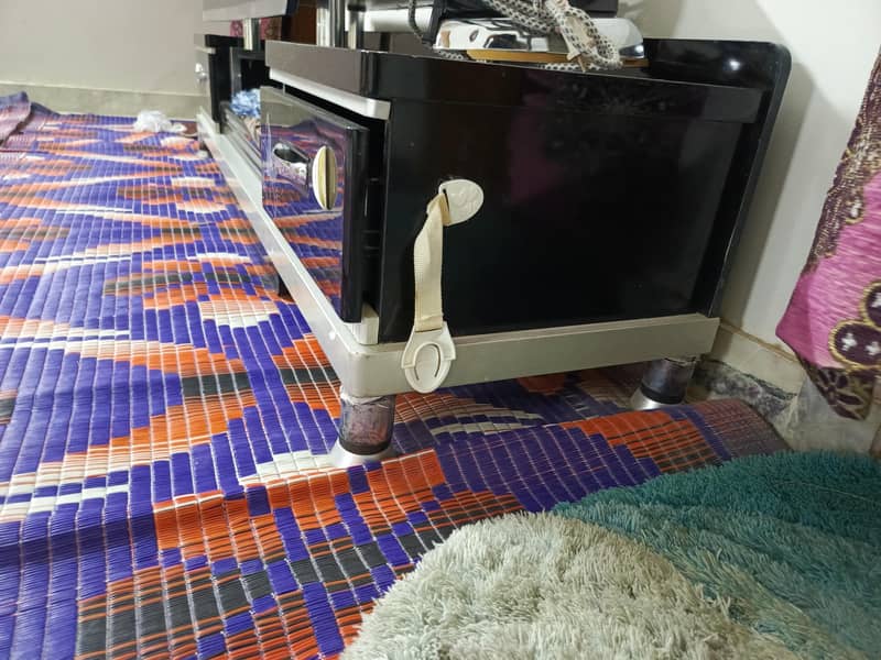 lcd table console f 2
