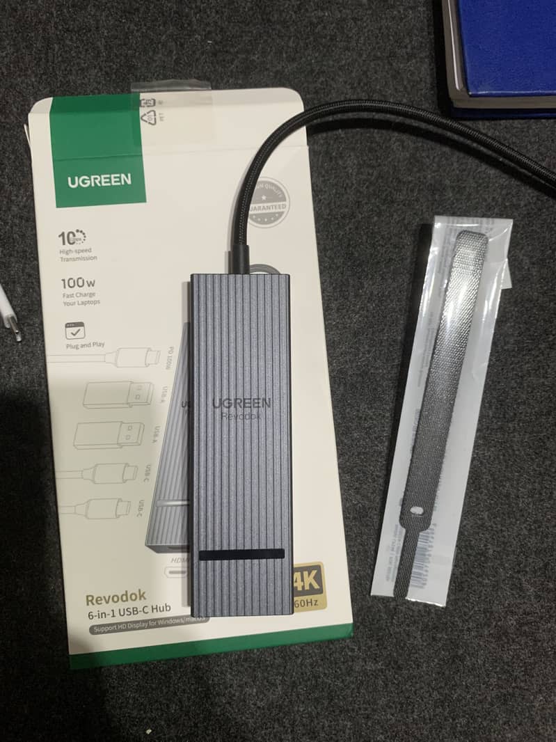 Ugreen ThunderBold Type C 6 in 1 Hub 5
