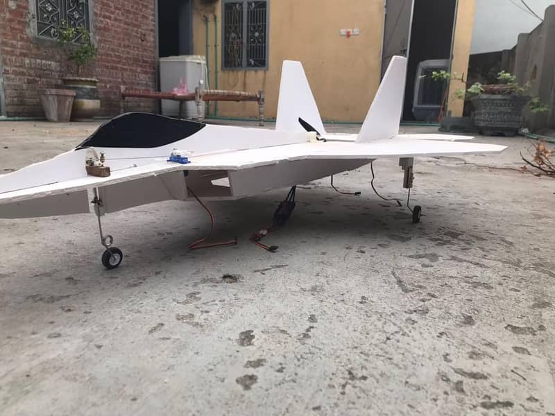 rc airoplane and rc drone parts and full setup 7
