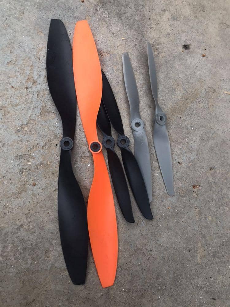 rc airoplane and rc drone parts and full setup 14