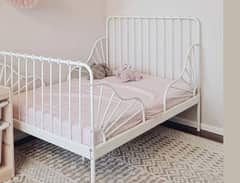 beds from UAE