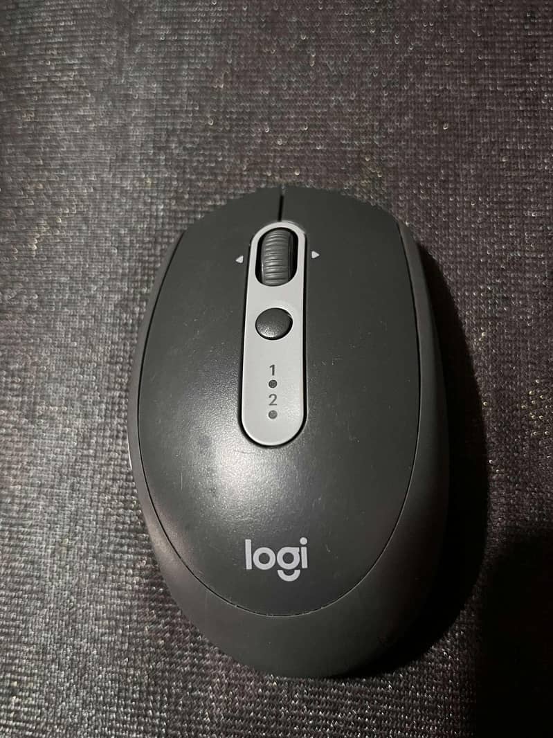 Logitech Mx Performance Wireless Mouse - Rechargeable - Like New 11