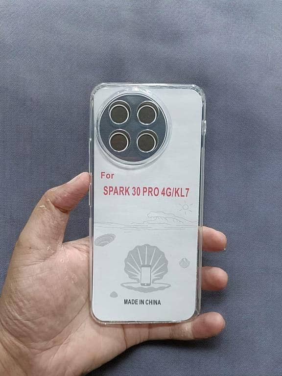 Tecno Spark 30 Pro 4G Back Cover Soft Dust Plug Transparent TPU Camera Protection Shockproof Phone Case For Tecno Spark 30 Pro