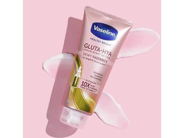 Vaseline Gluta-HYA Lotion Serum Burst - 330ml