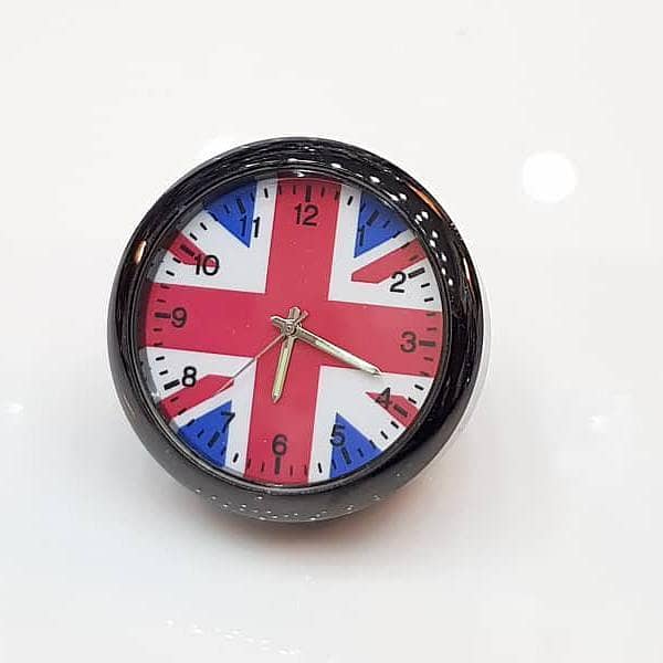 Universal Clock England Style AC Grill + Dashboard