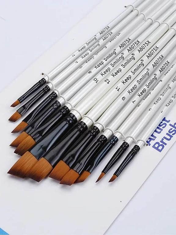 12 Pieces Professional Fine Tip Paint Brush Set Cut Tip Nylon Hair Artist Acrylic Brush for Acrylic Watercolor Oil Painting