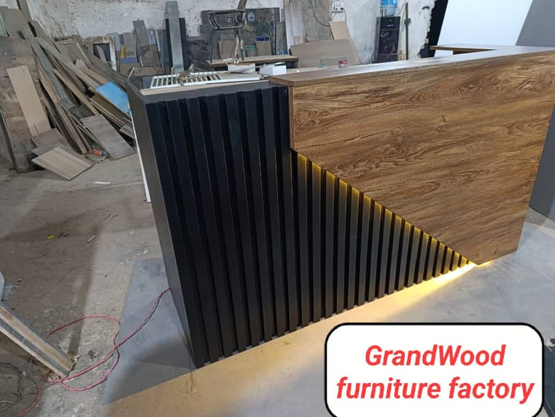 Workstations / Conference Tables / Executive Table / Reception Counter 15