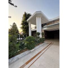 Corner House For Rent Priority Foreigners