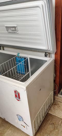 dawlance deep freezer brand new just 2 months used