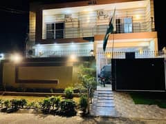 10 Marla house Fatima Jinnah town block a house 28-