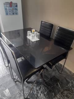 Urgently sale Dining table