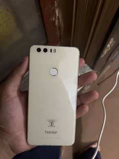 Honor8