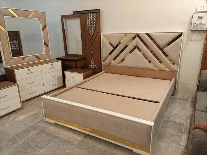 bed drasing side table 3