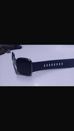 Fitbit smart watch verse4