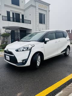 Toyota Sienta X