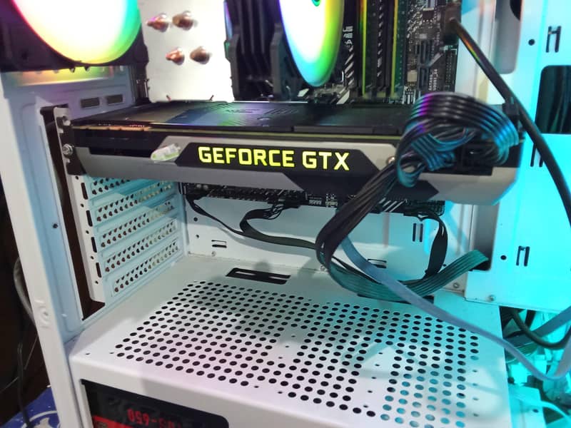 Nvidia GeForce GTX 980 4 GB GDDR5 ( Founder Edition ) Graphic Card GPU 5