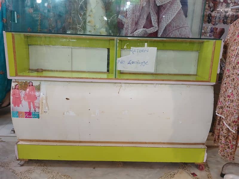 Glass display counter for shops and multi purpose se 2