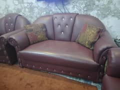 6 seater sofa set leather poshish. good condition urgent sale
