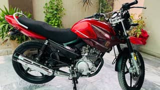 Yamaha 125G almost brand new one hand use