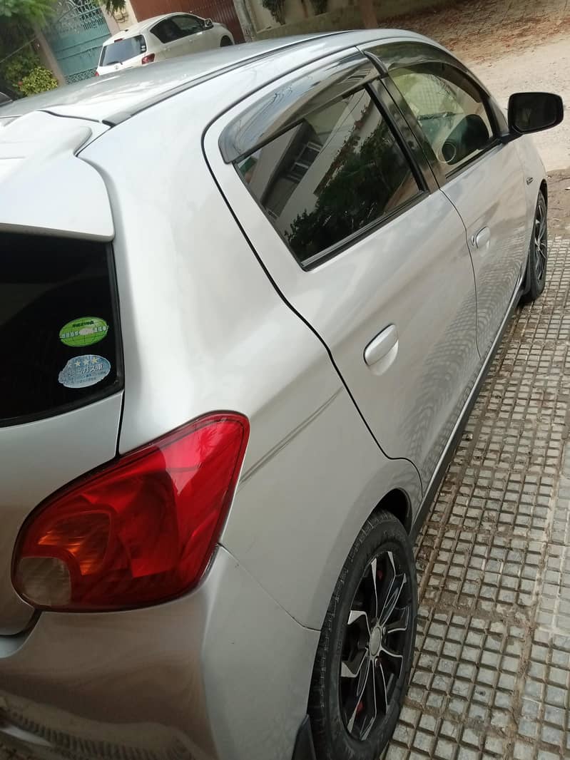 MIRAGE 2015/17 AUTOMATIC PUSH START TOP OF LINE 5