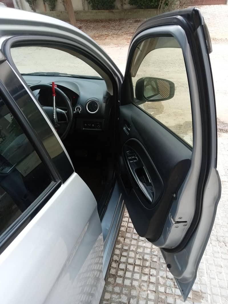 MIRAGE 2015/17 AUTOMATIC PUSH START TOP OF LINE 10
