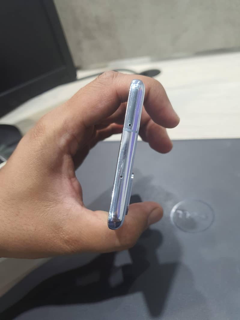 Galaxy S20 Plus || Lines in display after software update 2
