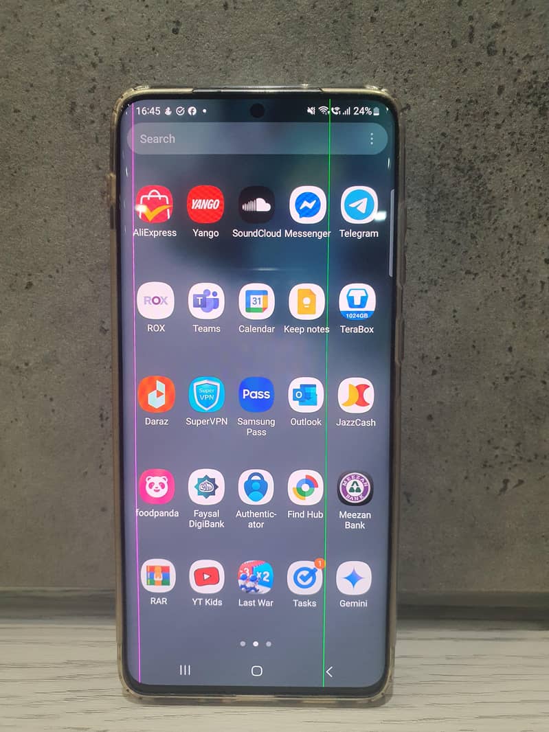 Galaxy S20 Plus || Lines in display after software update 3