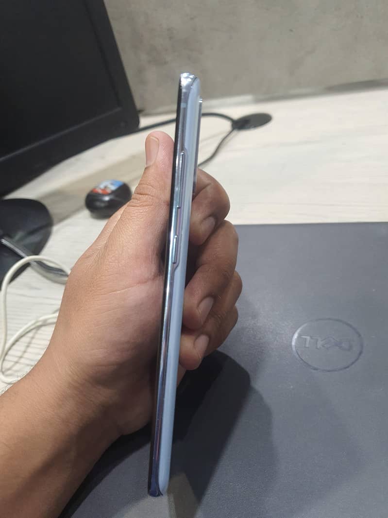 Galaxy S20 Plus || Lines in display after software update 6