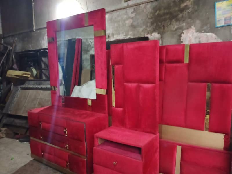 bed with side tables and dressing table 0