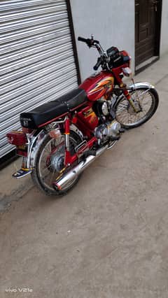Yamaha yb100 2000 model