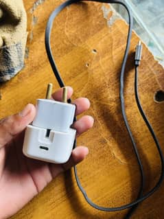 Iphone 15 pro max  original charger