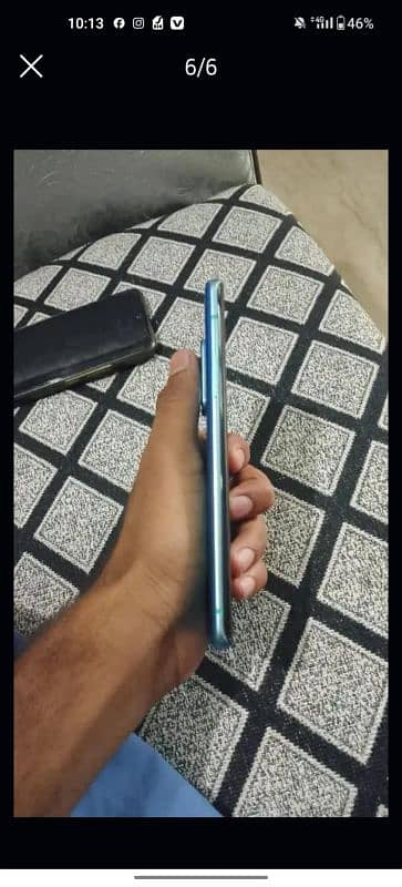 OnePlus 8pro dual Sim working exchange possible with I phone 0