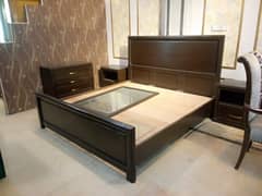 Used with manners , like a new bed.