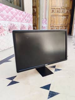 Dell Lcd led ips pannel full hd