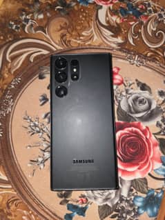 Samsung S23 Ultra lush condition,12/256GBl,budai import,no open