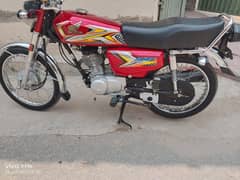 urgent sale bike 24/25 ha condition 9/10 phone#03069015327