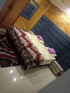 Short time 1bed ROM full furnished apartments safe and scour 100%coupe allow