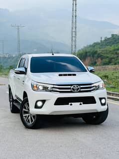 Toyata Hilux Revo G Auntomatic 3.0