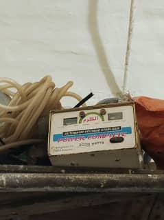 2000 watts stplizer 1 years use