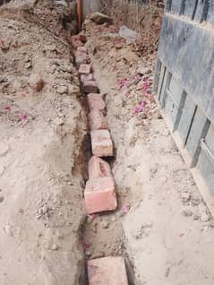 Khada lagana hai gass ki line ke ley